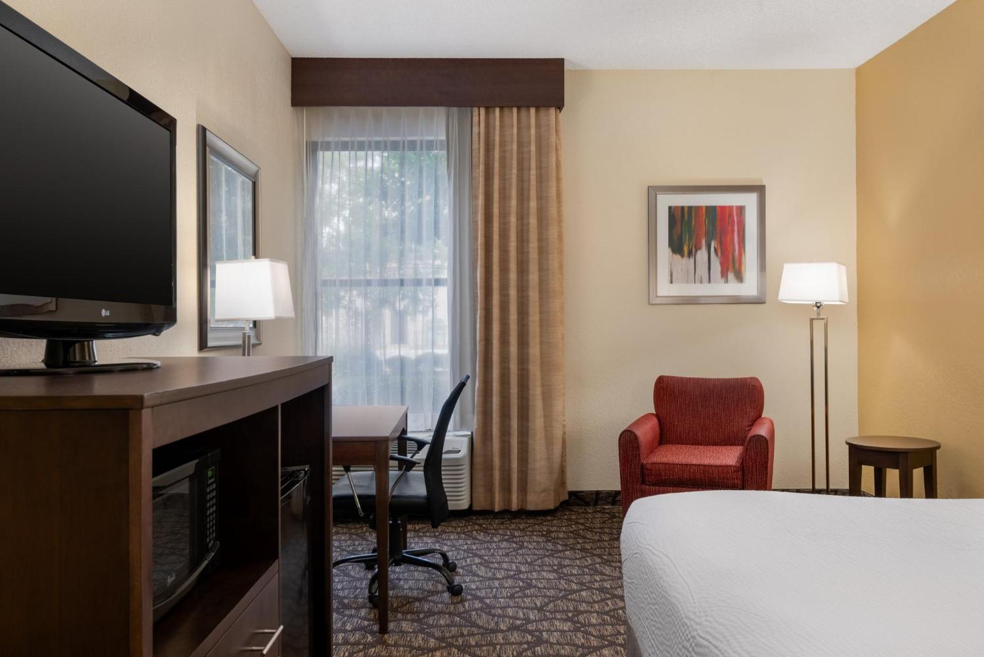 Holiday Inn Express Tallahassee By Ihg Εξωτερικό φωτογραφία