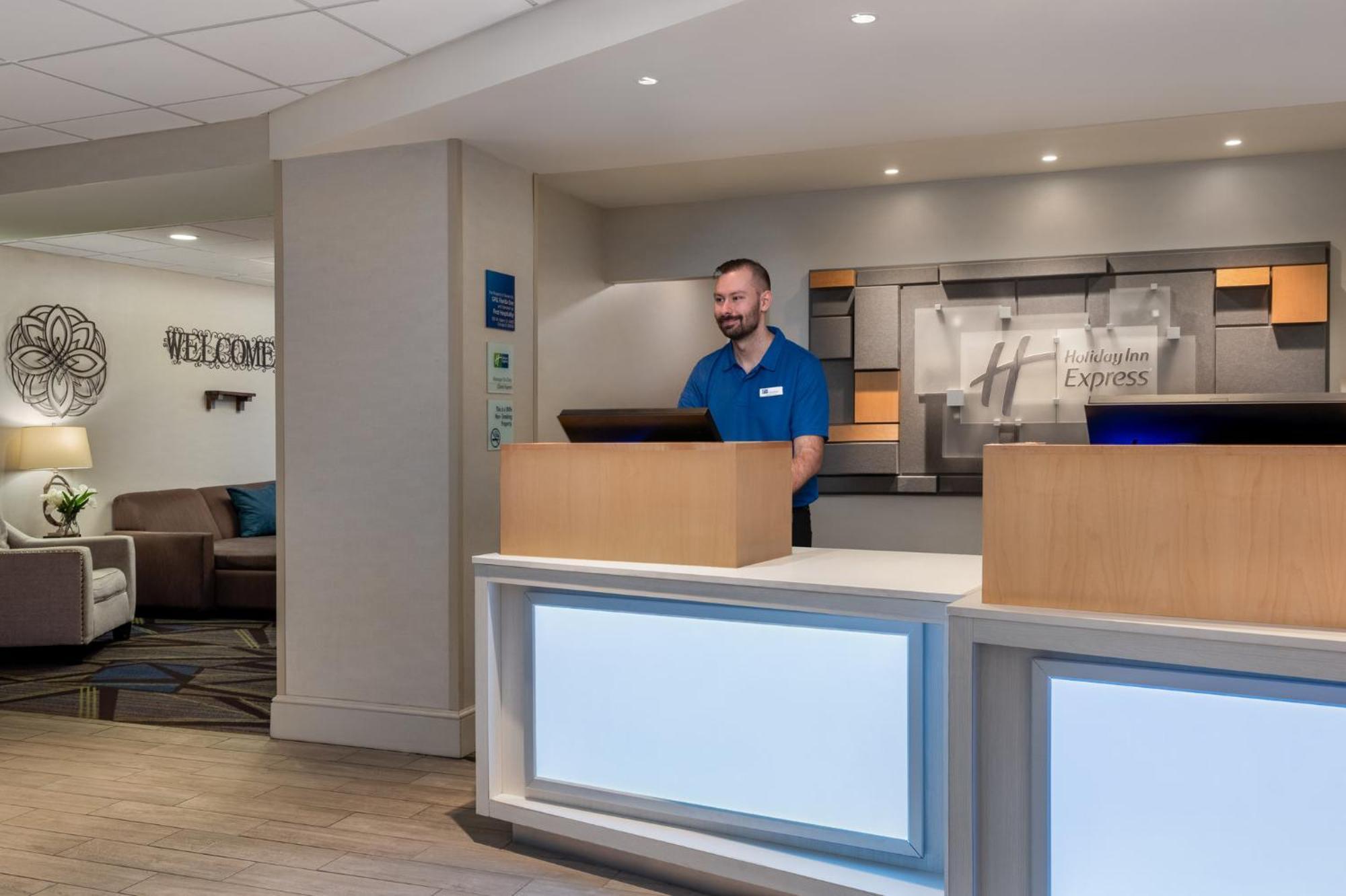 Holiday Inn Express Tallahassee By Ihg Εξωτερικό φωτογραφία