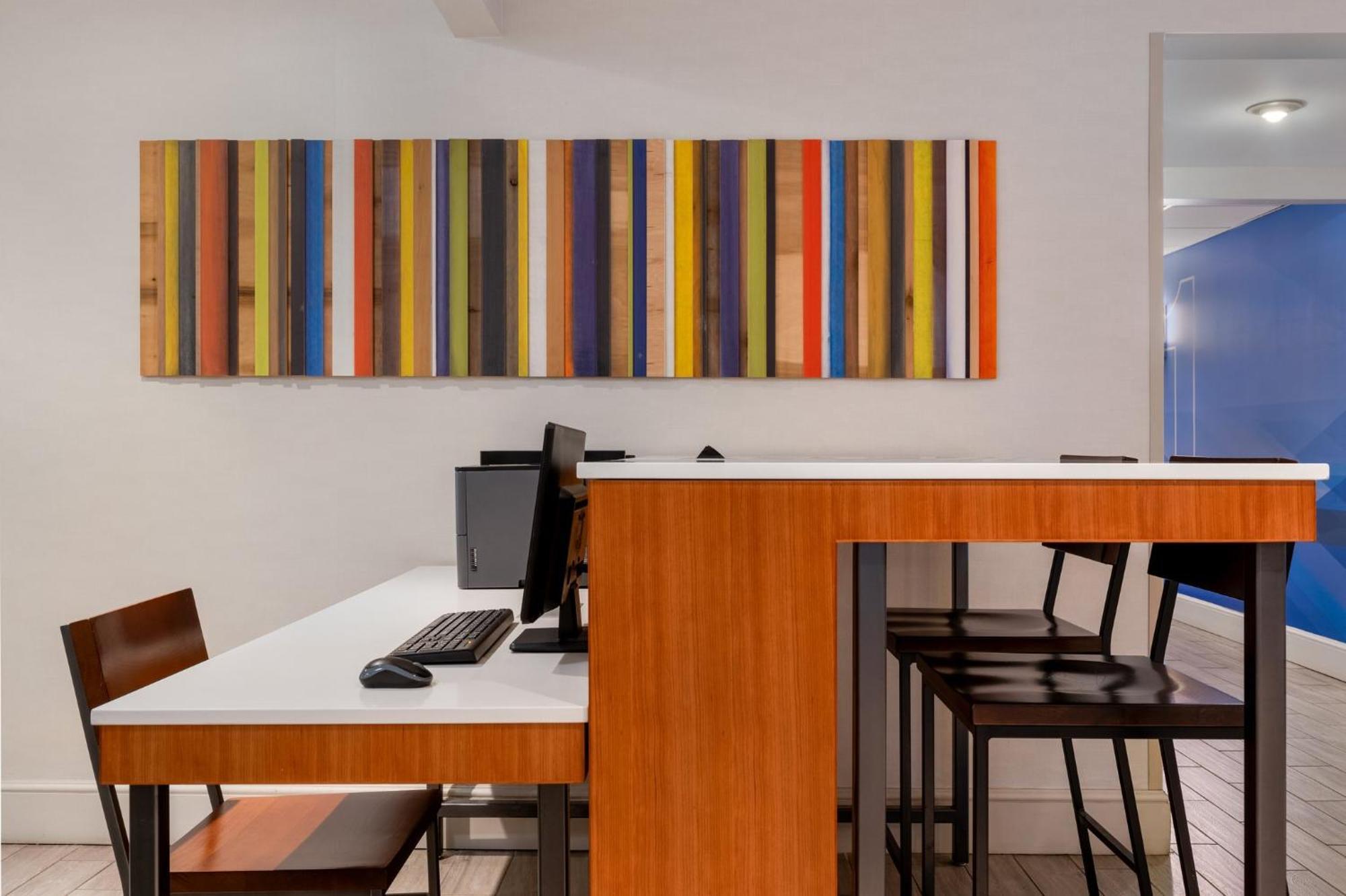 Holiday Inn Express Tallahassee By Ihg Εξωτερικό φωτογραφία